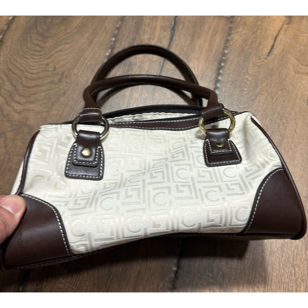 Liz Claiborne Small Purse Handbag Beige Pre Owned SZ 10x6 inches - Picture 3 of 12